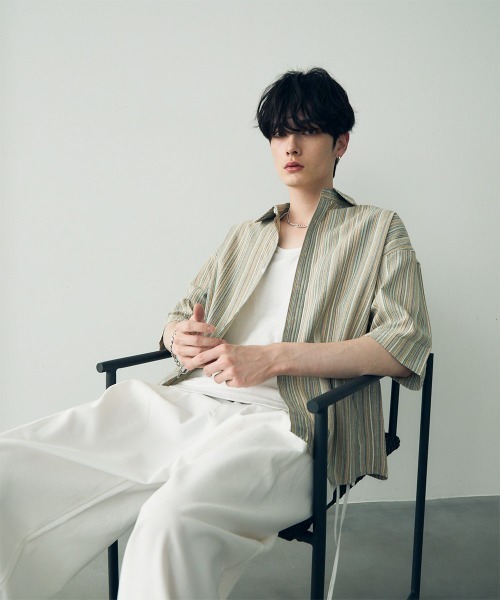 Shoowtime(ショウタイム)の「Over size retro stripe shirt / オーバーサイズレトロ配色ストライプシャツ(シャツ/ブラウス・メンズ・ベージュ系/ブルー系・X-LARGE/LARGE/MEDIUM)」の12枚目の写真