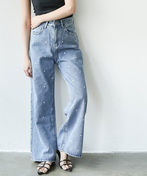 mili an deni(ミリアンデニ)の「ハート刺繍デニムパンツ(デニムパンツ・レディース・ブルー・L/M)」の3枚目の写真