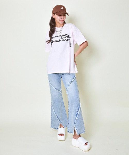 GORGE(ゴージ)の「《斜めフリンジ×美脚フレア》レディース デニムパンツ 個性派アクセント 春夏秋冬(その他パンツ・レディース・ブラック/ライトブルー・F)」の12枚目の写真