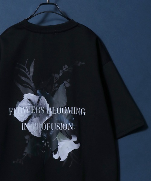 ANPAS(アンパス)の「Ponte Fabric Back Print Floral Pattern T-shirt/ポンチ フラワープリント デジタルグラフィック半袖Tシャツ レディース メンズ ユニセックス モノトーン(Tシャツ/カットソー・メンズ・ホワイト/ライトグレー/ブラック/ブラック系その他2/グレー系その他/ホワイト系その他/ホワイト系その他2/ブラック系その他/グレー系その他2・M/L)」の5枚目の写真