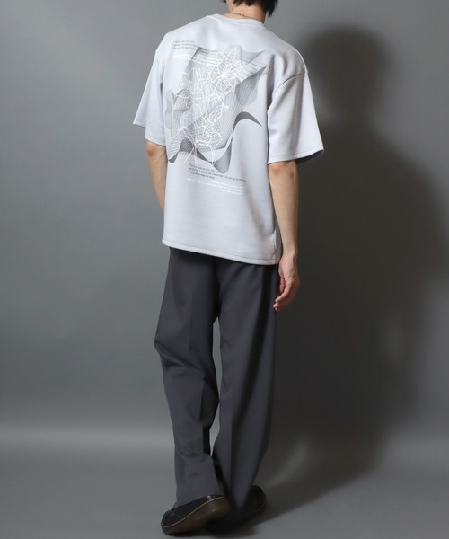ANPAS(アンパス)の「Ponte Fabric Back Print Floral Pattern T-shirt/ポンチ フラワープリント デジタルグラフィック半袖Tシャツ レディース メンズ ユニセックス モノトーン(Tシャツ/カットソー・メンズ・ホワイト/ライトグレー/ブラック/ブラック系その他2/グレー系その他/ホワイト系その他/ホワイト系その他2/ブラック系その他/グレー系その他2・M/L)」の21枚目の写真