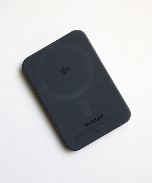 MaGdget(マジェット)の「〈MaGdget/マジェット〉MaGdget Battery 5000mAh Qi2/マジェット バッテリー モバイルバッテリー(スマホグッズ・メンズ・ブラック/シルバー・ONE SIZE)」の10枚目の写真