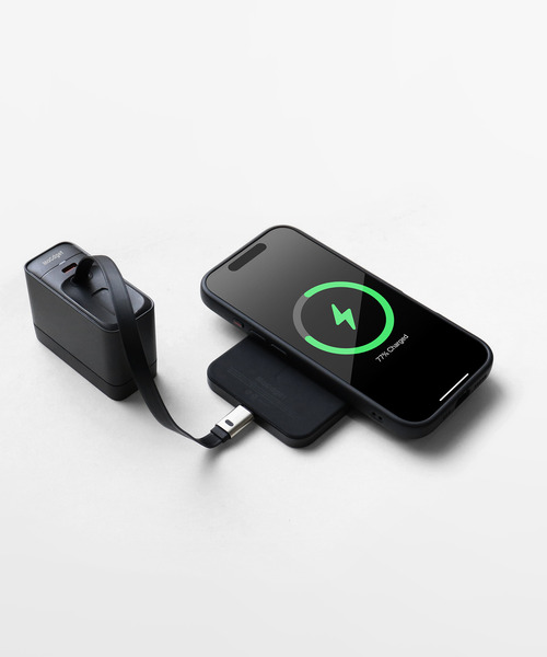 MaGdget(マジェット)の「〈MaGdget/マジェット〉MaGdget Battery 5000mAh Qi2/マジェット バッテリー モバイルバッテリー(スマホグッズ・メンズ・ブラック/シルバー・ONE SIZE)」の13枚目の写真