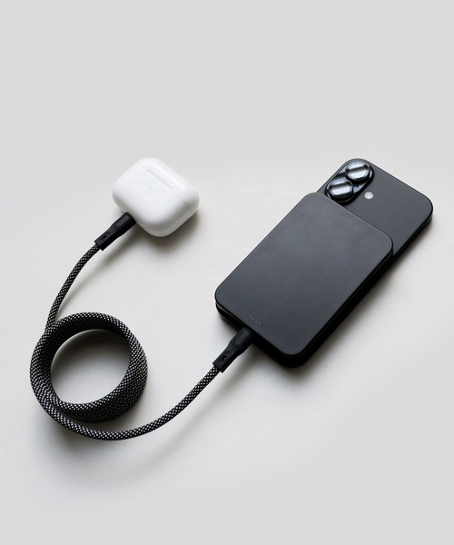 MaGdget(マジェット)の「〈MaGdget/マジェット〉MaGdget Battery 5000mAh Qi2/マジェット バッテリー モバイルバッテリー(スマホグッズ・メンズ・ブラック/シルバー・ONE SIZE)」の12枚目の写真