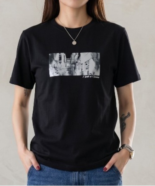 Per sist ence(パーシエンス)の「天竺箔プリントTシャツ(Tシャツ/カットソー・レディース・オフホワイト/チャコールグレー/ブラック・ONE SIZE)」の1枚目の写真