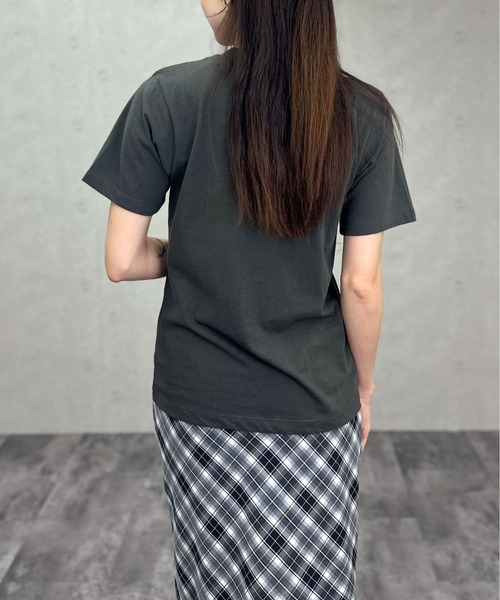 Per sist ence(パーシエンス)の「天竺箔プリントTシャツ(Tシャツ/カットソー・レディース・オフホワイト/チャコールグレー/ブラック・ONE SIZE)」の9枚目の写真