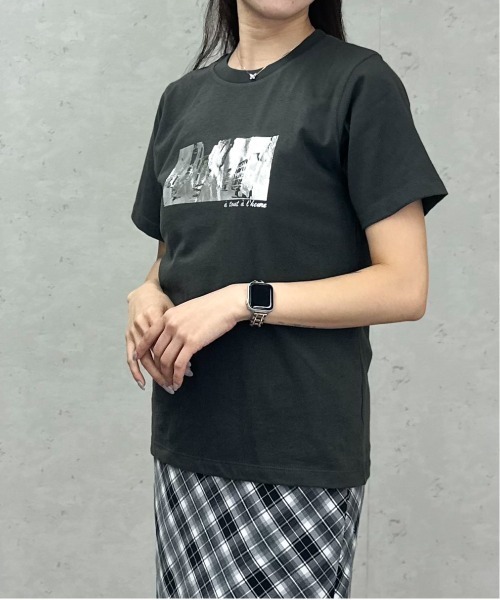 Per sist ence(パーシエンス)の「天竺箔プリントTシャツ(Tシャツ/カットソー・レディース・オフホワイト/チャコールグレー/ブラック・ONE SIZE)」の12枚目の写真