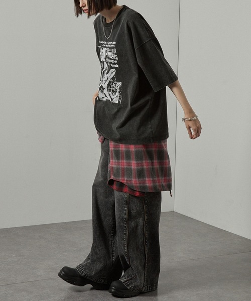 Alfred Alex(アルフレッドアレックス)の「【Alfred Alex】ヴィンテージ加工ロックプリント半袖Tシャツ(Tシャツ/カットソー・メンズ・ブラック/ブラック系1/ブラック系2・L/M)」の21枚目の写真