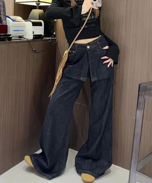 Ritzy（リッツィー）の「フェイクレイヤード ワイドストレート デニムパンツ（デニムパンツ・レディース・ダークブルー・S/M/L/XL）」の2枚目の写真