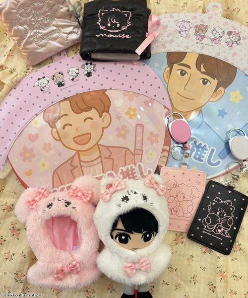 mikko illustrations×SPINNS』ぬいぐるみポンチョ（その他雑貨