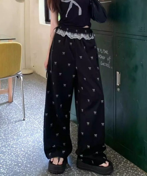 gossip!ロサンゼルス(ゴシップロサンゼルス)の「【Y2Kガーリー】レース×リボンストレートパンツ(スウェットパンツ・レディース・オフホワイト/ブラック・FREE)」の18枚目の写真