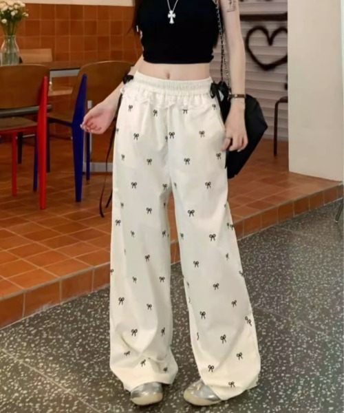gossip!ロサンゼルス(ゴシップロサンゼルス)の「【Y2Kガーリー】レース×リボンストレートパンツ(スウェットパンツ・レディース・オフホワイト/ブラック・FREE)」の11枚目の写真
