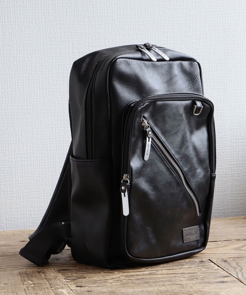 DEVICE(デバイス)の「DEVICE デバイス Shade DBG90049 メガボディバッグ(ボディバッグ/ウエストポーチ・メンズ・ブラウン/ブラック×ブラック/ブラック×ホワイト・FREE)」の11枚目の写真