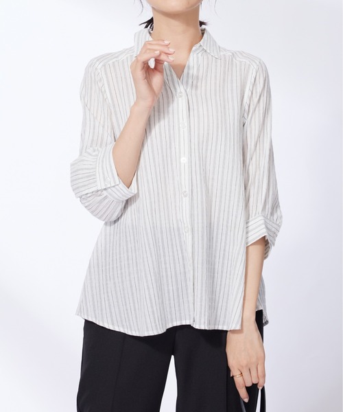 BELLUNA PLUS(ベルーナ)の「スキッパー衿ぽこぽこ素材ブラウス(シャツ/ブラウス・レディース・ホワイト系その他/ブラウン系その他/ブルー・MEDIUM/LARGE/X-LARGE)」の4枚目の写真