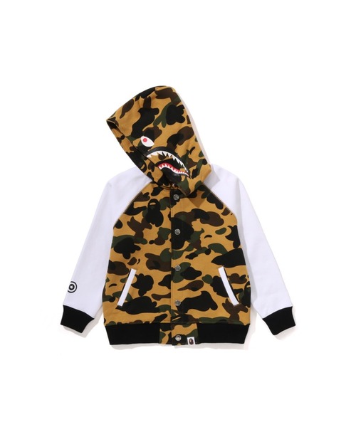 【A BATHING APE】フード付きスタジャン A BATHING APE（アベイシングエイプ） スタジャン SHARK VARSITY