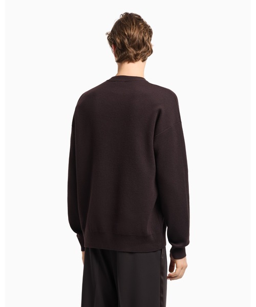 EMPORIO ARMANI（エンポリオアルマーニ）の「【エンポリオ アルマーニ】セーター バージンウール プレーンニット リーフ刺繍（ニット/セーター・メンズ・ダークブラウン・XX-LARGE/X-SMALL/X-LARGE/SMALL/MEDIUM/LARGE）」の2枚目の写真