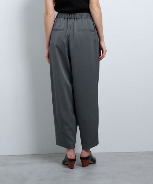 LANVIN en Bleu(ランバンオンブルー)の「トリアセツイルコクーンパンツ(その他パンツ・レディース・チャコールグレー/ブラック/イエロー・36/38)」の16枚目の写真