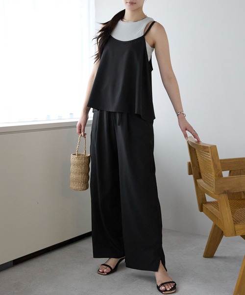PREFERIR（プレフェリール）の「セットアップ とろみ ワイドパンツ＆キャミソール ２点セット（その他パンツ・レディース・ブラック/ブラウン・MEDIUM/LARGE）」の3枚目の写真
