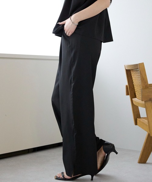 PREFERIR（プレフェリール）の「セットアップ とろみ ワイドパンツ＆キャミソール ２点セット（その他パンツ・レディース・ブラック/ブラウン・MEDIUM/LARGE）」の11枚目の写真