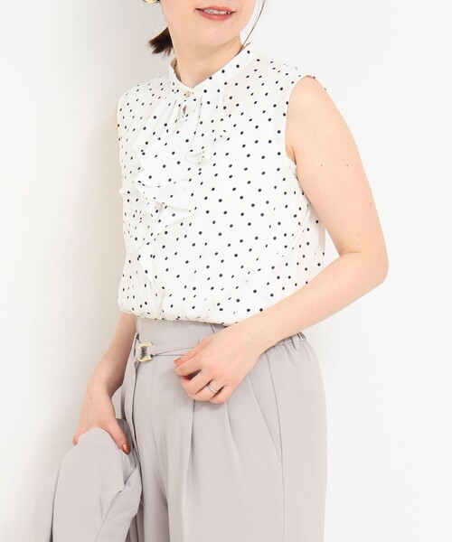 NOLLEY'S LIGHT(ノーリーズライト)の「フロントラッフルブラウス(シャツ/ブラウス・レディース・ブラック系その他/ホワイト系その他5/ホワイト系その他/ブルー系その他・38)」の1枚目の写真