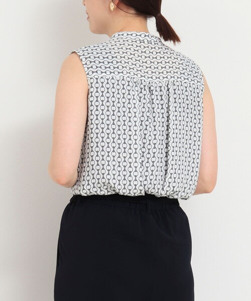 NOLLEY'S LIGHT(ノーリーズライト)の「フロントラッフルブラウス(シャツ/ブラウス・レディース・ブラック系その他/ホワイト系その他5/ホワイト系その他/ブルー系その他・38)」の16枚目の写真