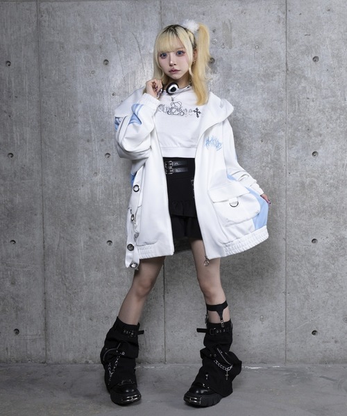 ハトメベルト付きライン入りZIPトップス（パーカー）｜Amilige