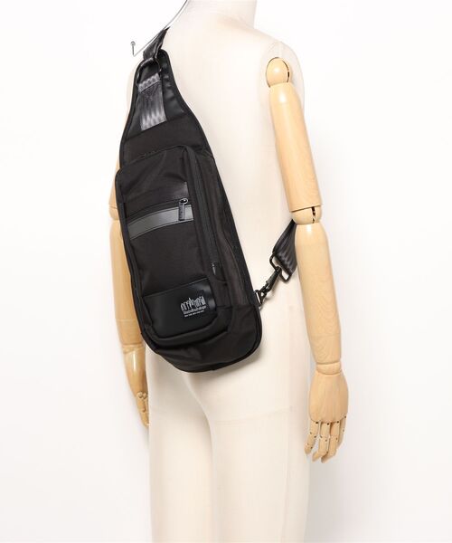 Manhattan Portage BLACK LABEL(マンハッタンポーテージ ブラックレーベル)の「NORTH FORK CROSS BODY BAG(ボディバッグ/ウエストポーチ・メンズ・ブラック・SMALL)」の20枚目の写真