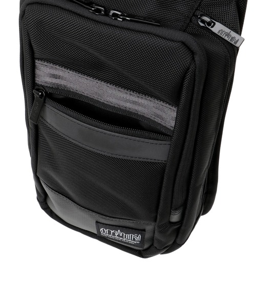 Manhattan Portage BLACK LABEL(マンハッタンポーテージ ブラックレーベル)の「NORTH FORK CROSS BODY BAG(ボディバッグ/ウエストポーチ・メンズ・ブラック・SMALL)」の10枚目の写真