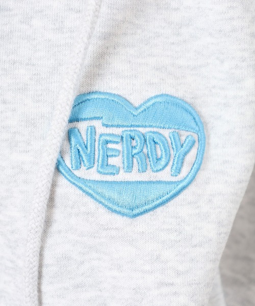 NERDY(ノルディ)の「ソフレクロップドフーディージップアップ(パーカー・レディース・ブラック/ベージュ/ホワイト/ブルー・SS/S/M)」の22枚目の写真
