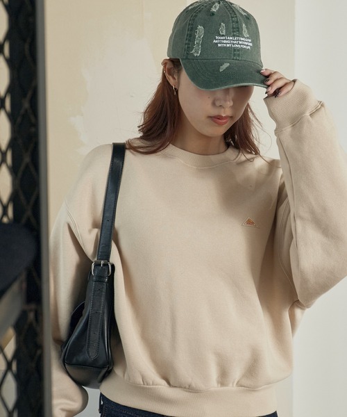 KELTY(ケルティ)の「KELTY/ケルティ ミニロゴクロップドクルーネック スウェット トレーナー(スウェット・レディース・ヘザーグレー/ホワイト/ネイビー/ベージュ/ブラック・FREE)」の4枚目の写真