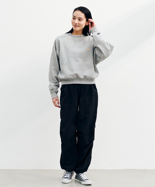 KELTY(ケルティ)の「KELTY/ケルティ ミニロゴクロップドクルーネック スウェット トレーナー(スウェット・レディース・ヘザーグレー/ホワイト/ネイビー/ベージュ/ブラック・FREE)」の15枚目の写真