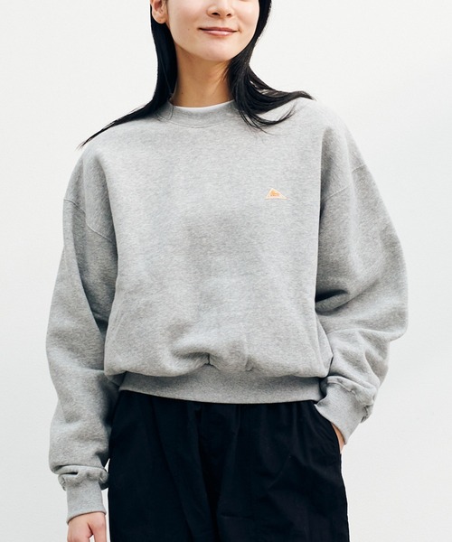 KELTY(ケルティ)の「KELTY/ケルティ ミニロゴクロップドクルーネック スウェット トレーナー(スウェット・レディース・ヘザーグレー/ホワイト/ネイビー/ベージュ/ブラック・FREE)」の13枚目の写真