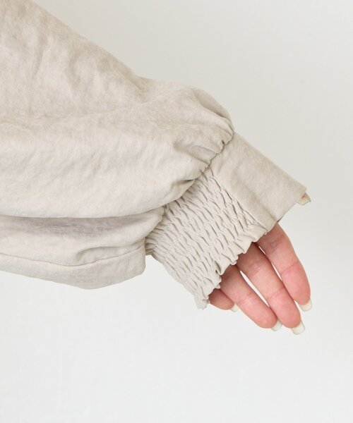 Jena espace merveilleux（ジェナ　エスパスメルヴェイユ）の「ピーチスキンラッフルシャツ（シャツ/ブラウス・レディース・ライトグレー/ブラック/イエロー・FREE）」の15枚目の写真