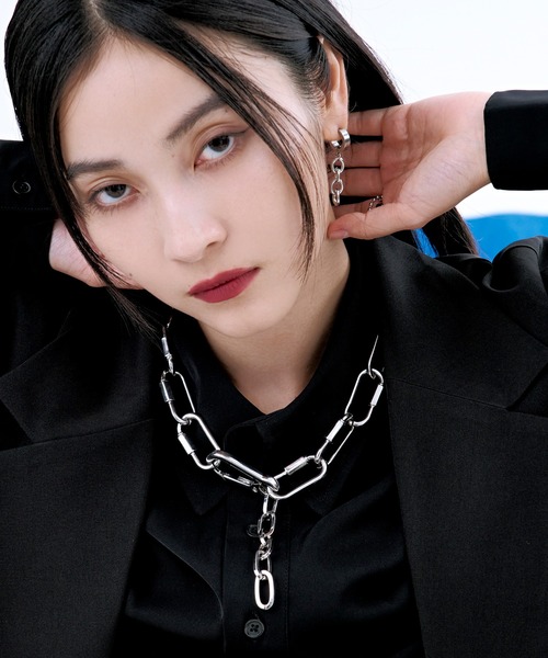 Ellno Loset(エルノロゼット)の「【両耳用】チェーンイヤリング(イヤリング・メンズ・シルバー/ブラック・FREE)」の9枚目の写真