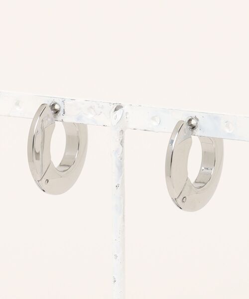 セール】ステンレスヘンケイワンタッチピアス 588512（ピアス（両耳用