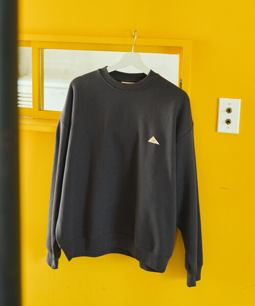 FREAK'S STORE（フリークスストア）の「限定展開 KELTY × FREAK'S STORE/ケルティ 別注 裏起毛 ワンポイント スウェット（スウェット・レディース・ベージュ/ネイビー/ライトグレー/ワインレッド/ブラック/ナチュラル/チャコールグレー・ﾌﾘ-）」の2枚目の写真