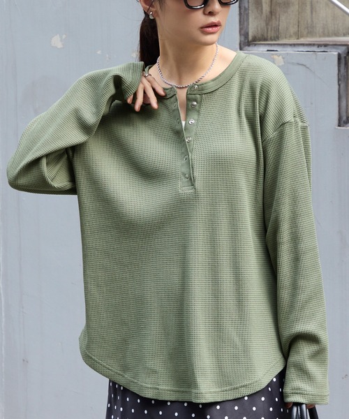 Tシャツ/カットソー（グリーン・カーキ/緑色系・花柄・ボタニカル柄
