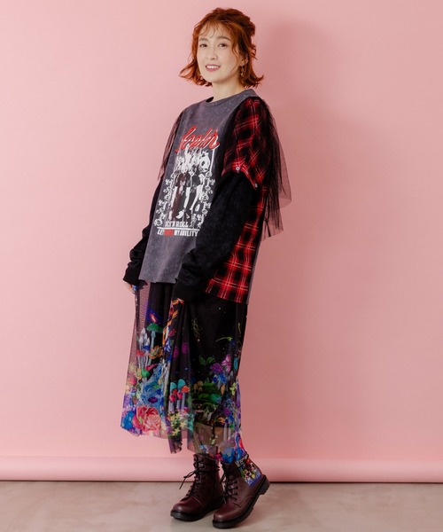 ScoLar（スカラー）の「153633：ロックなアニマル柄 異素材切替2WAYロンT（Tシャツ/カットソー・レディース・チャコールグレー/ブラック・M）」の3枚目の写真