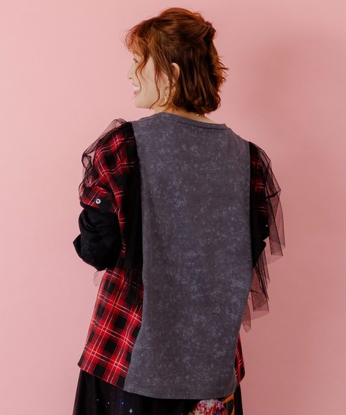 ScoLar（スカラー）の「153633：ロックなアニマル柄 異素材切替2WAYロンT（Tシャツ/カットソー・レディース・チャコールグレー/ブラック・M）」の6枚目の写真