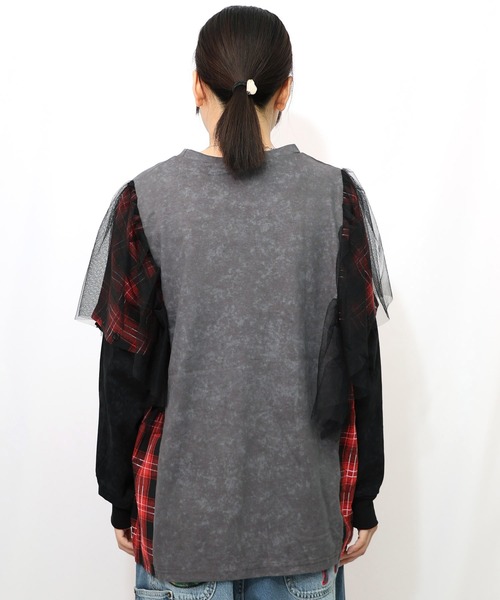 ScoLar（スカラー）の「153633：ロックなアニマル柄 異素材切替2WAYロンT（Tシャツ/カットソー・レディース・チャコールグレー/ブラック・M）」の13枚目の写真