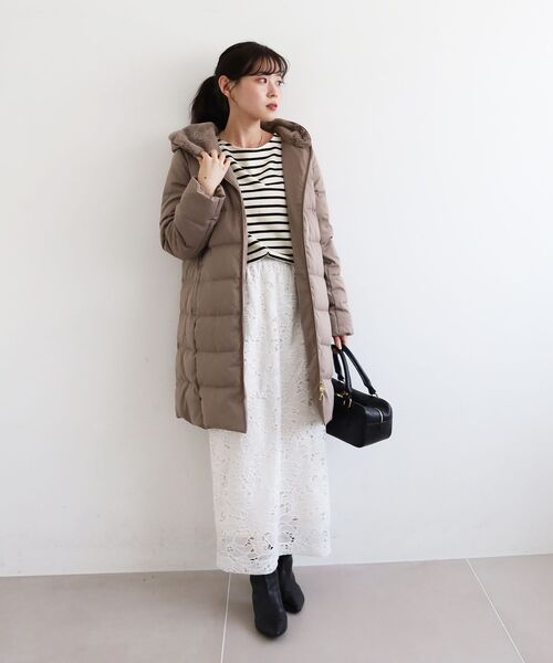 le.coeur blanc(ルクールブラン)の「モチーフレーススカート(スカート・レディース・オフホワイト/ブラック・38)」の5枚目の写真