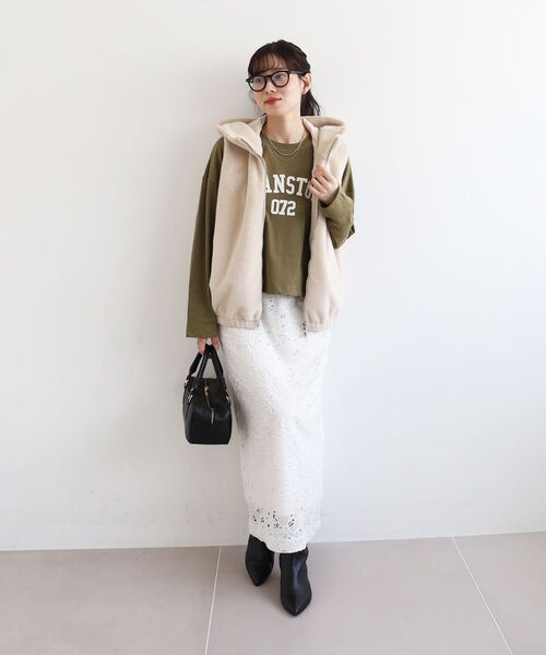 le.coeur blanc(ルクールブラン)の「モチーフレーススカート(スカート・レディース・オフホワイト/ブラック・38)」の6枚目の写真