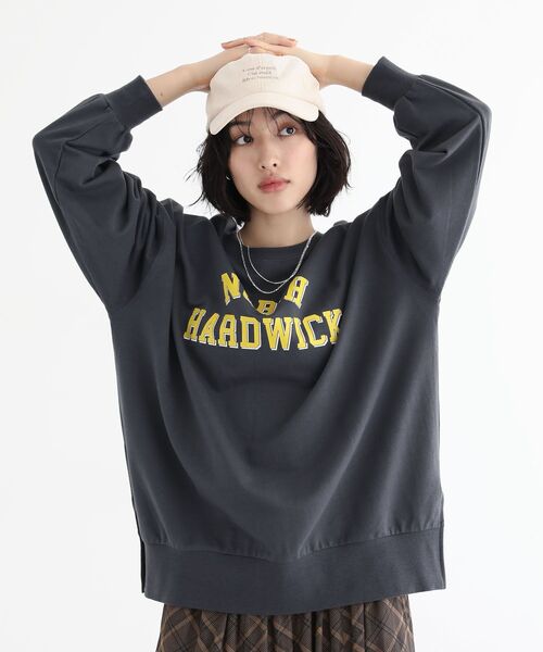 Green　Parks（グリーンパークス）の「everywalk.コーデュロイロゴキャップ（キャップ・レディース・グレー/レッド/アイボリー・FREE）」の11枚目の写真