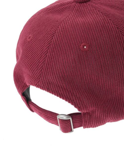 Green　Parks（グリーンパークス）の「everywalk.コーデュロイロゴキャップ（キャップ・レディース・グレー/レッド/アイボリー・FREE）」の21枚目の写真