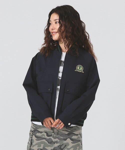FRED PERRY（フレッドペリー）の「【別注】FRED PERRY / Tennis Bomber Jacket（ブルゾン・レディース・ホワイト/ネイビー・ONE SIZE）」の18枚目の写真