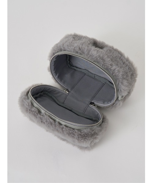 Darich（ダーリッチ）の「フェイクファーショルダーミニバッグ（ショルダーバッグ・レディース・ブラック/グレー/ベージュ/ホワイト/ピンク/イエロー・FREE）」の7枚目の写真