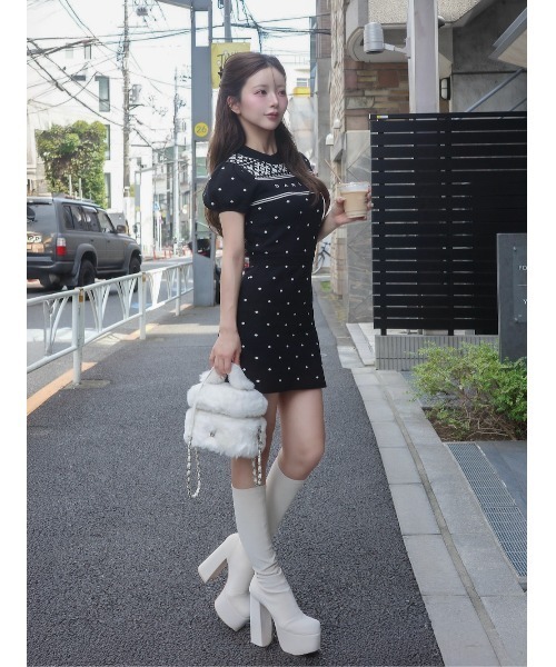 Darich（ダーリッチ）の「フェイクファーショルダーミニバッグ