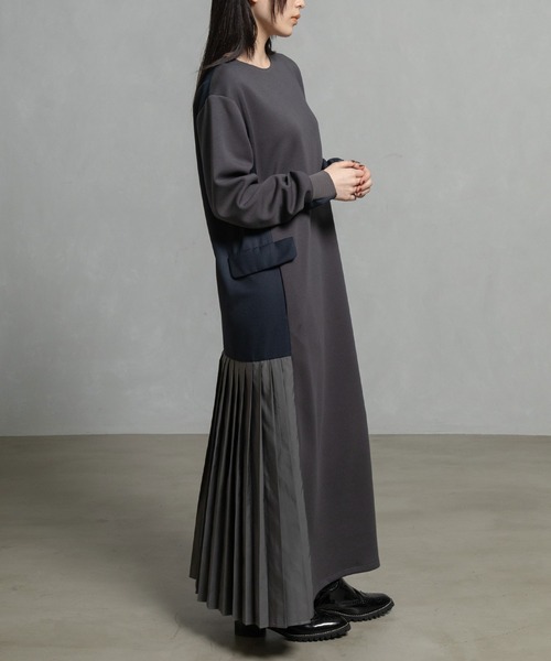 MARECHAL TERRE（マルシャルテル）の「バックプリーツワンピース（ワンピース・レディース・グレー/ブラック/モカ/ネイビー・MEDIUM）」の3枚目の写真