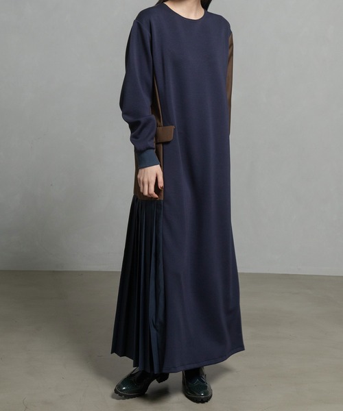 バックプリーツワンピース（ワンピース）｜MARECHAL TERRE（マルシャル