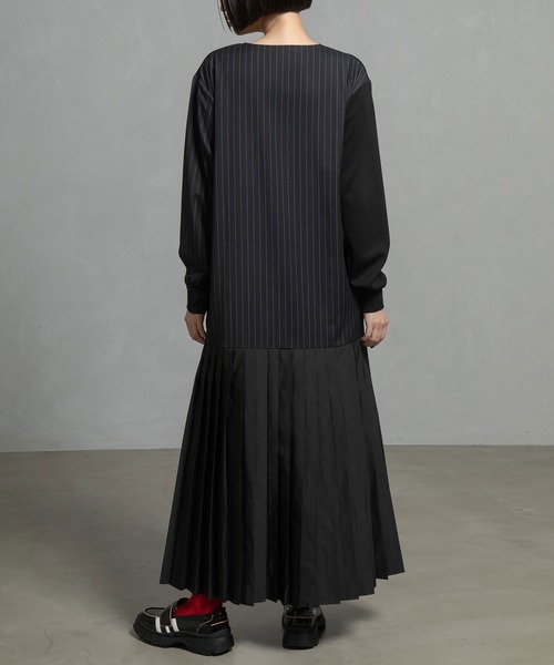 MARECHAL TERRE（マルシャルテル）の「バックプリーツワンピース（ワンピース・レディース・グレー/ブラック/モカ/ネイビー・MEDIUM）」の7枚目の写真